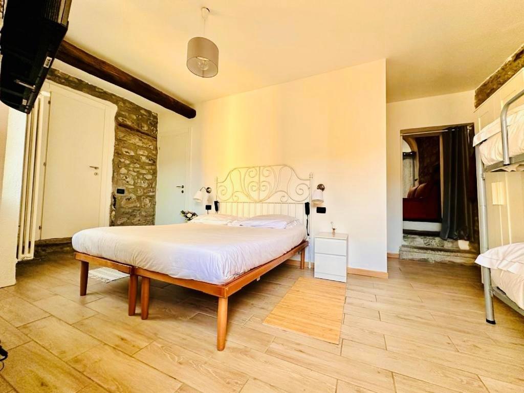 Casa Caterina Apartment เลซเซโน ภายนอก รูปภาพ