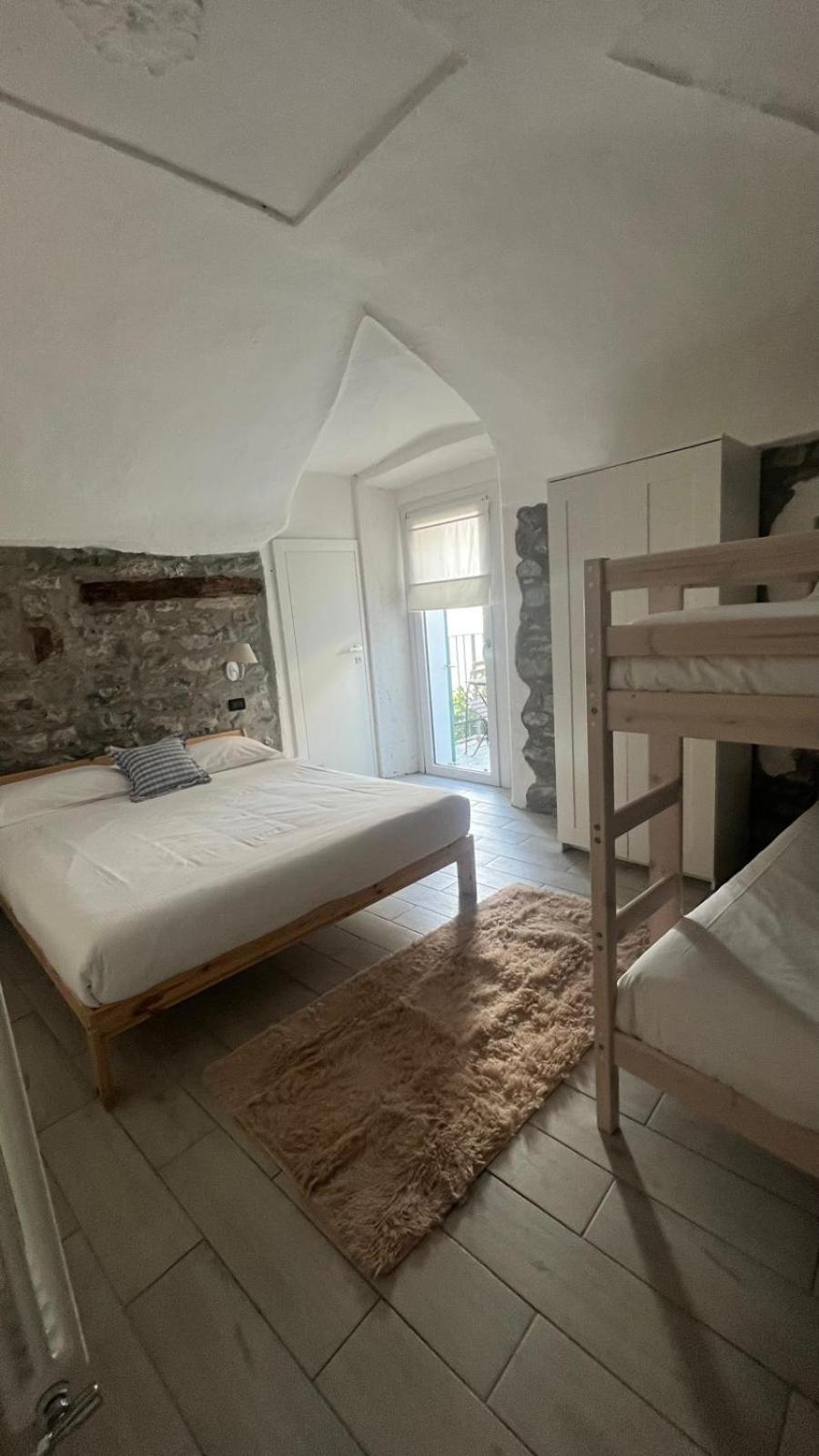 Casa Caterina Apartment เลซเซโน ภายนอก รูปภาพ