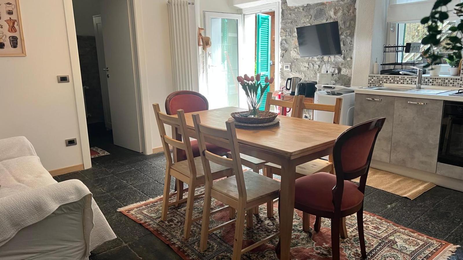 Casa Caterina Apartment เลซเซโน ภายนอก รูปภาพ